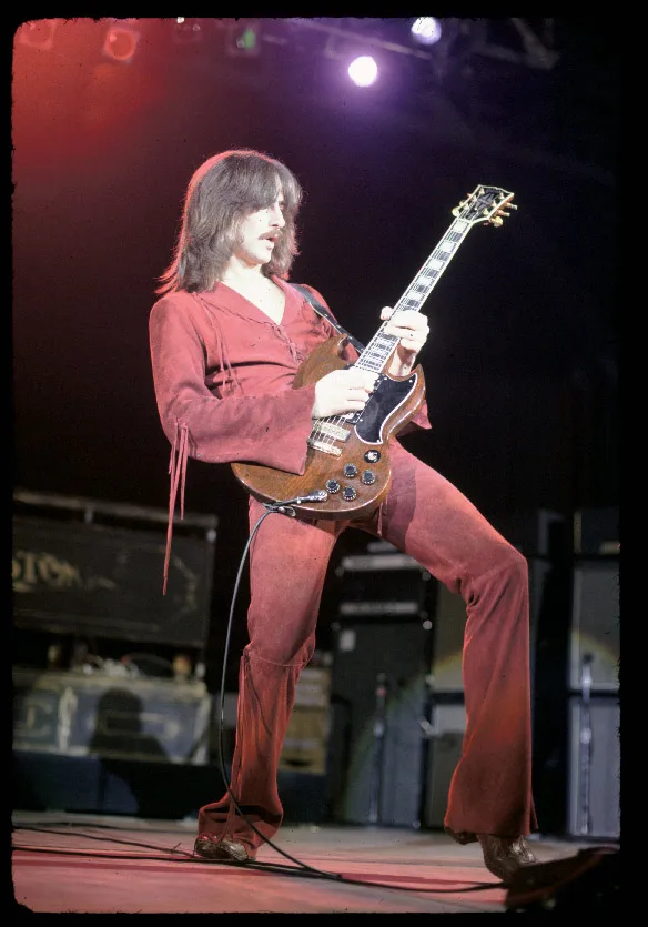 Erie, PA · 1976-12-06