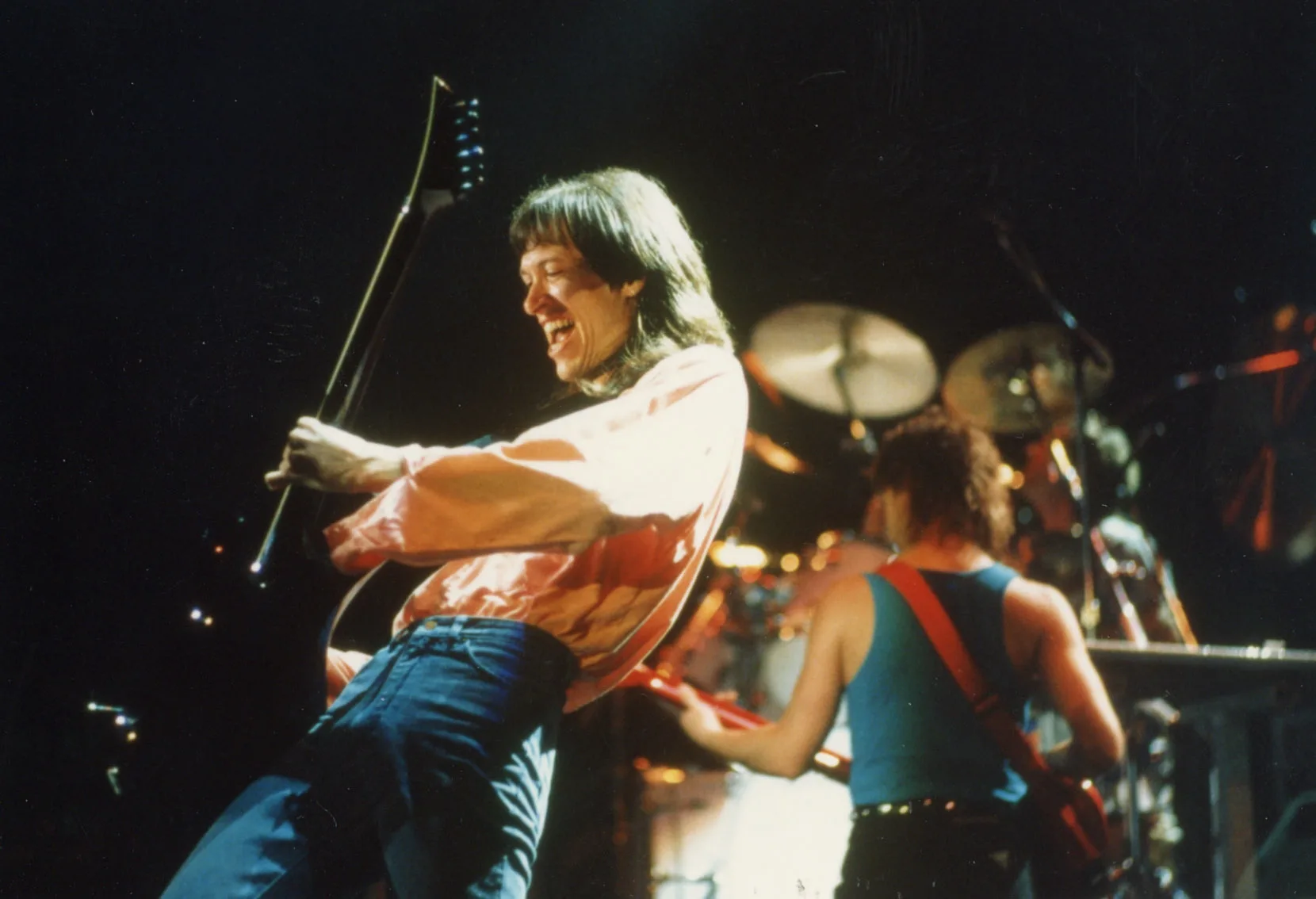 Winnipeg, MB · 1988-12-10